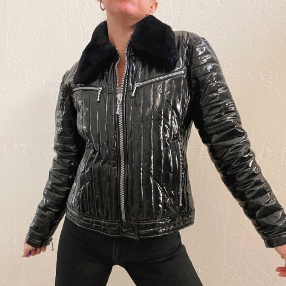 Vintage 90s/Y2K Black Faux Patent Leather Fur Collar Zip Up Jack - Picture 5 of 7